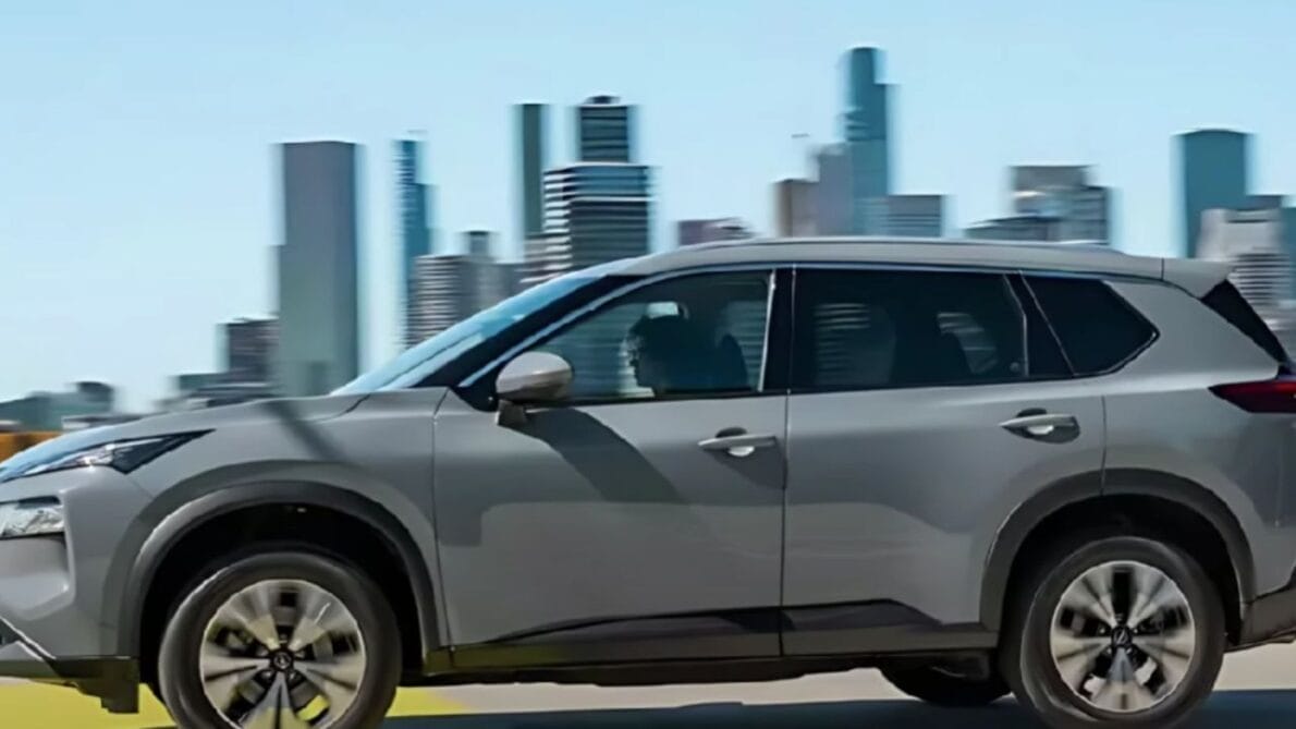 El nuevo Nissan X-Trail está llegando a Brasil, listo para rivalizar con el Compass y el BYD Song Plus. ¡Revisa todo sobre este lanzamiento!