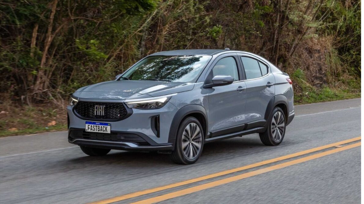 “fiat”, “fastback”, “nissan”, “kicks”, “suv”