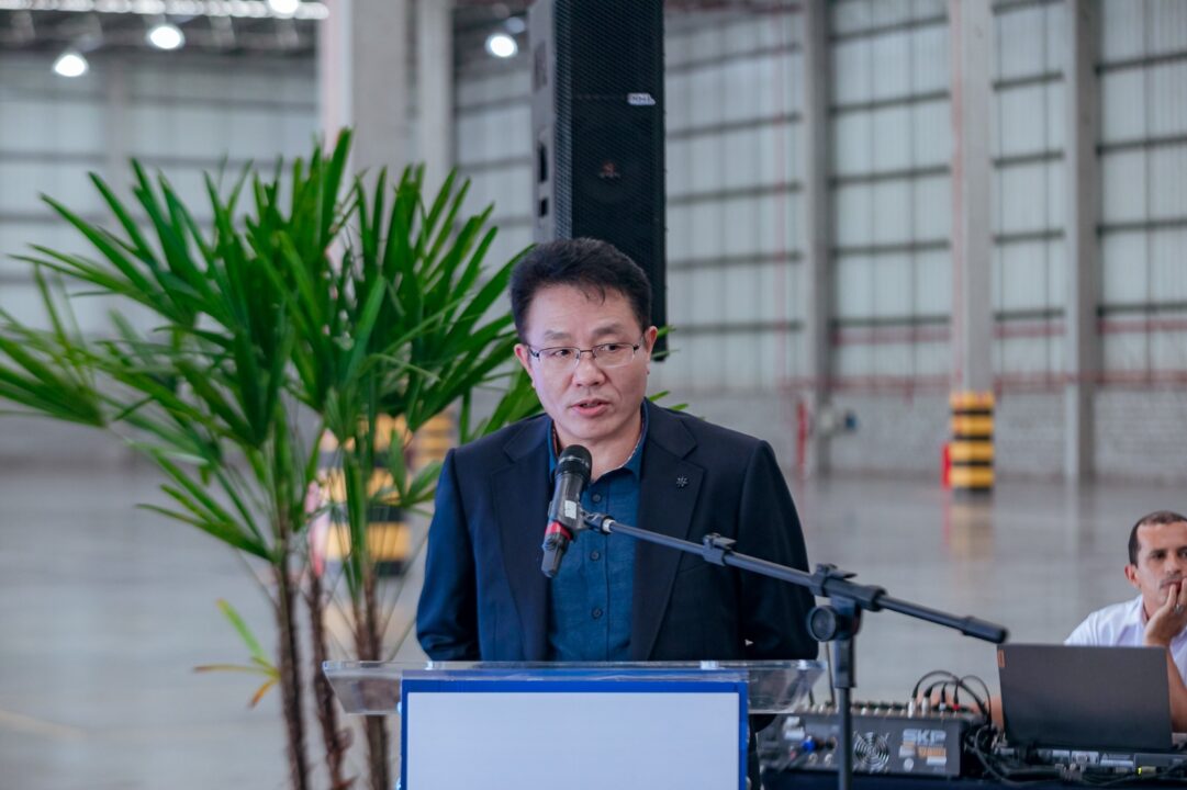 Empresa china Arctech Solar llega de sorpresa e inaugura nueva fábrica en el sector de energía renovable en Brasil con promesa de generar 300 nuevos empleos