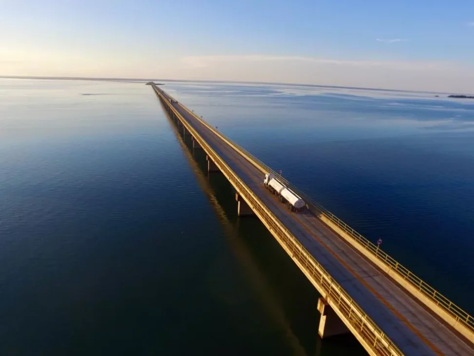 Construcción del Puente Hélio Serejo: conecta SP y Mato Grosso, es considerado uno de los mayores puentes de Brasil
