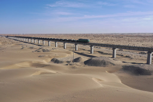 ferrocarril Sur de Xinjiang