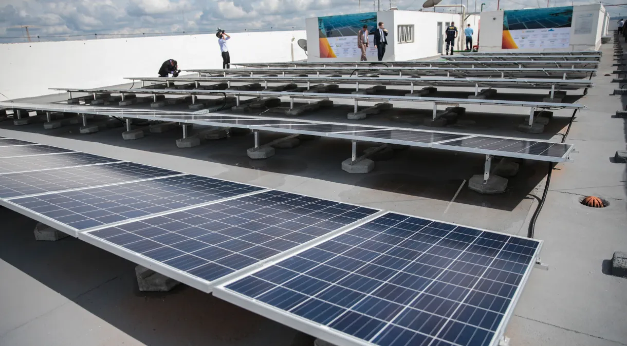 Empresario, Santa Catarina, celdas fotovoltaicas, industria