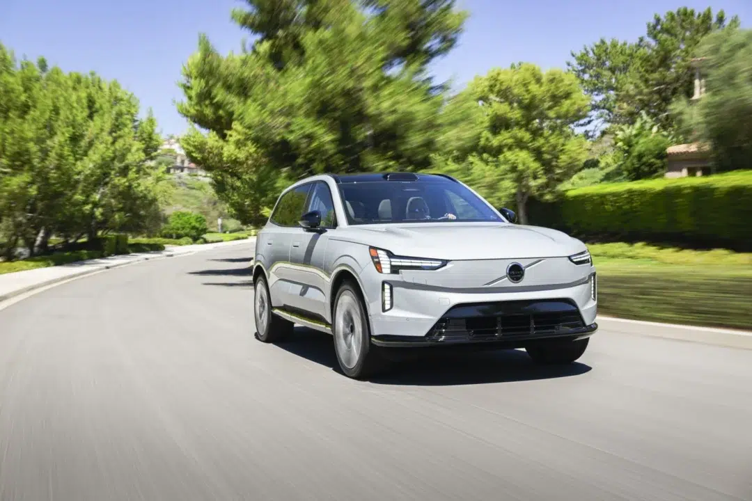 Volvo presenta SUV eléctrico que redefine el concepto de lujo! Volvo EX90 hace el equivalente a 20 KM/L y asusta a rivales