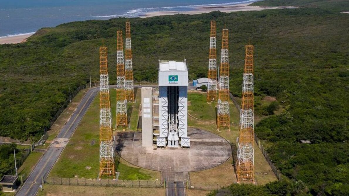 “aeroespacial”, “cohete”, “lula”, “elon musk”, “satélites”