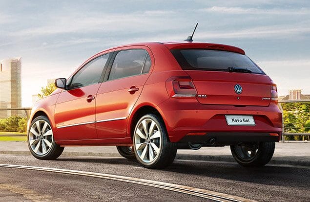 Volkswagen Gol Track 1.0 MPI 2017 cuesta R$ 44.738 en la FIPE, hace hasta 756 km con un tanque de gasolina y tiene mantenimiento accesible. (Imagen/ divulgación)