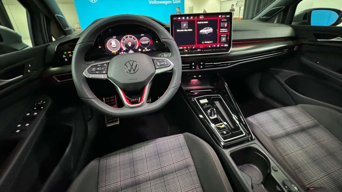 El Golf GTI Está de Vuelta a Brasil Con Motor 2.0 Turbo y Diseño Deportivo. ¡Descubre Todo Sobre el Modelo Más Esperado de 2025! (Imagen: Fábio Trindade)