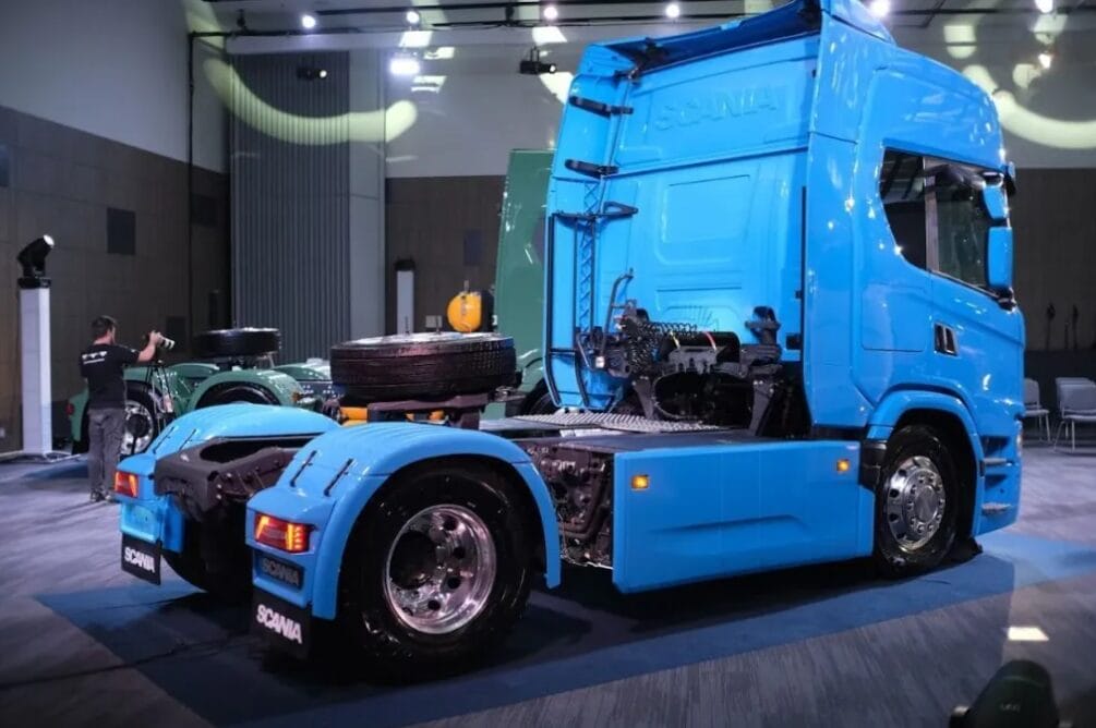 Camión eléctrico, Scania Brasil, sostenibilidad en el transporte, innovación eléctrica, descarbonización, lanzamiento Scania, transporte sostenible, tecnología automotriz. (Imagen/ difusión)
