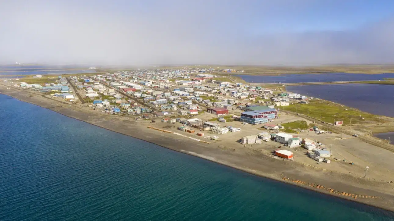 64 Días Sin Luz Solar: Ciudad en Alaska Enfrenta Oscuridad Total y Temperaturas Congelantes