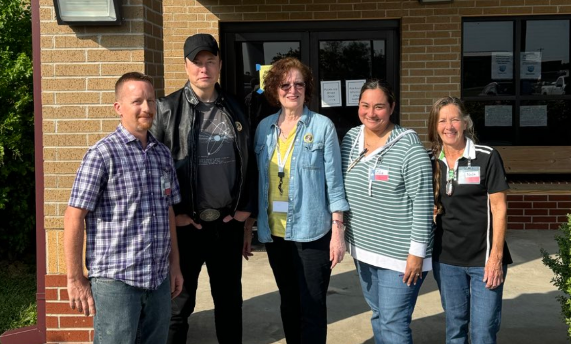 Elon Musk, Departamento de Eficiencia