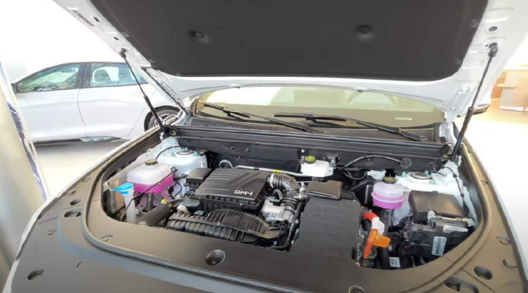 ¡Revolución en Brasil! BYD trae motor híbrido flex inédito y estreno en el Song Pro nacional producido en Camaçari