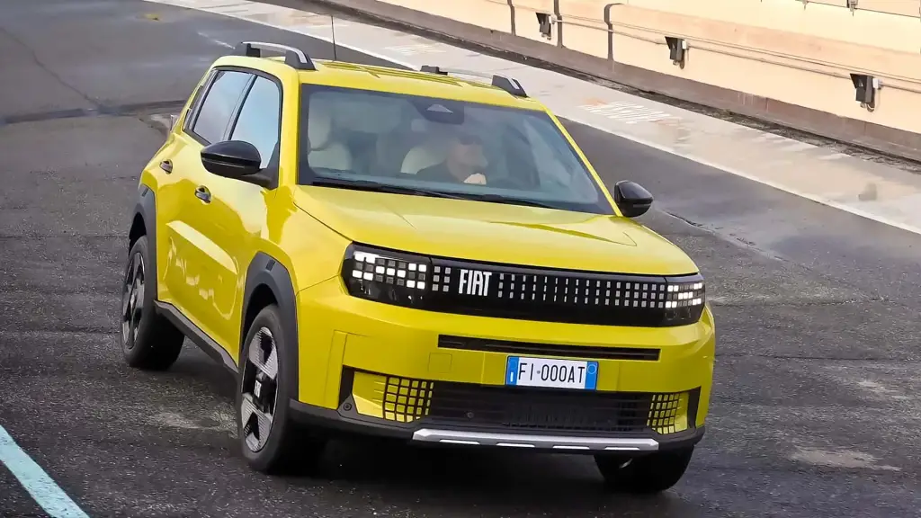Fiat prepara nuevo modelo que promete ser el coche más barato de Brasil, con diseño exclusivo y posibilidad de motor eléctrico en el futuro. (Imagen/ divulgación) Fiat prepara nuevo modelo que promete ser el coche más barato de Brasil, con diseño exclusivo y posibilidad de motor eléctrico en el futuro. (Imagen/ divulgación)