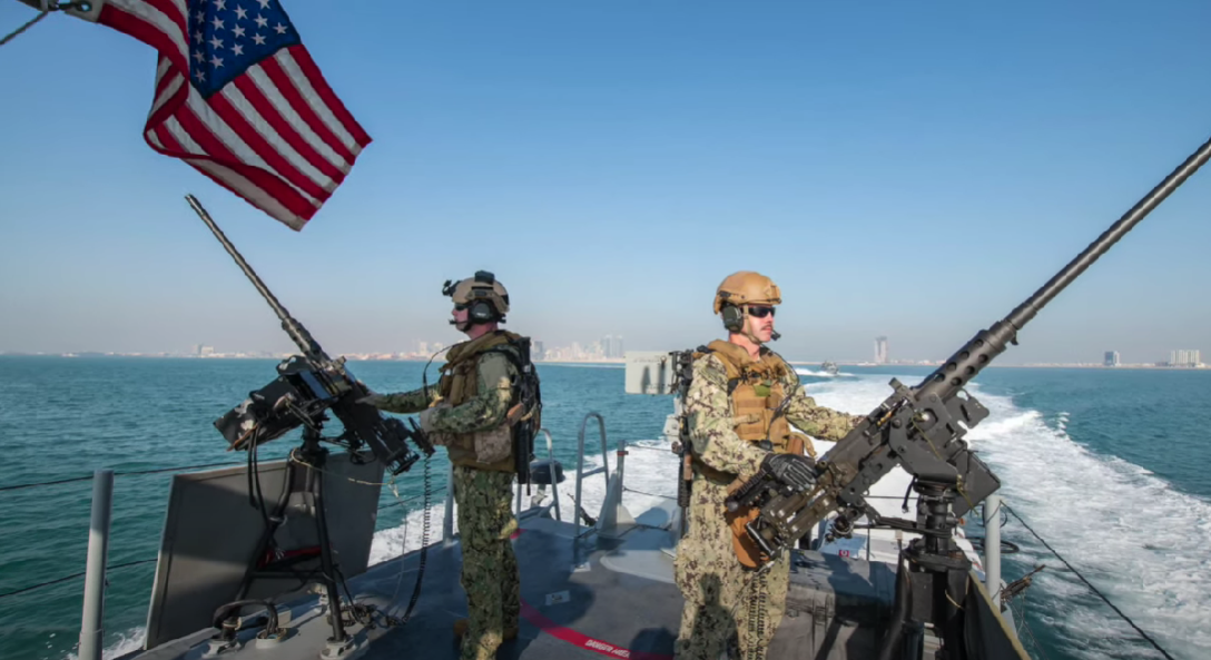 El presupuesto militar también destina una parte significativa para investigación y desarrollo, garantizando que Los Estados Unidos continúen a la vanguardia de las innovaciones tecnológicas de defensa.