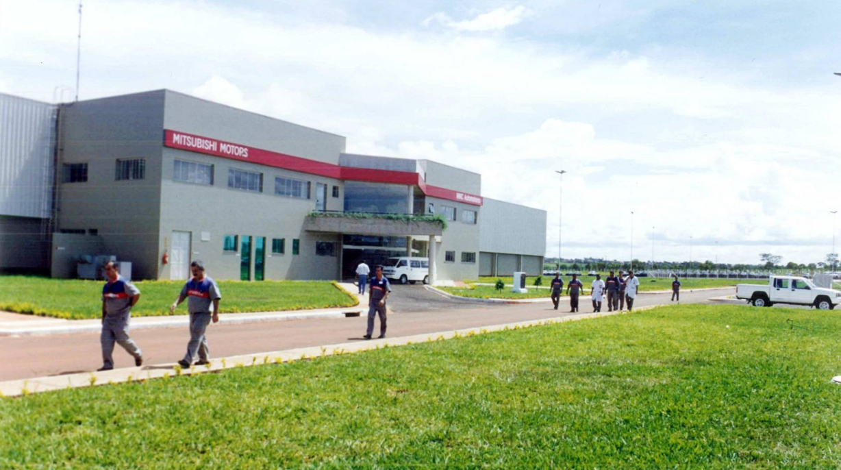 Mitsubishi Confirmó el Cierre de la Fábrica de Motores en Catalão, Goiás, Responsable de la Producción del Motor 2.4 Turbodiésel, Cerrando sus Operaciones Tras Años de Actividad. Todos los Empleados Serán Reubicados, con Estabilidad Garantizada Hasta Abril de 2025, Mientras Avanzan las Negociaciones para la Llegada de Dos Nuevos Modelos a Brasil.
