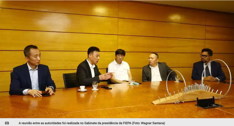 Los satélites chinos operan con sensores de alta resolución capaces de captar imágenes en hasta 1 metro de precisión, permitiendo análisis detallados del territorio. Equipados con tecnología de radar de apertura sintética (SAR), pueden realizar monitoreos incluso en condiciones de lluvia o cobertura de nubes, esenciales para el clima amazónico.