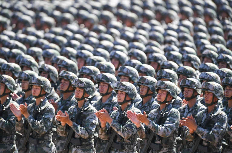 El Ejército de China, con más de 2 millones de soldados activos, es la mayor fuerza militar del mundo y ha invertido fuertemente en guerra electrónica y ciberataques en los últimos años.