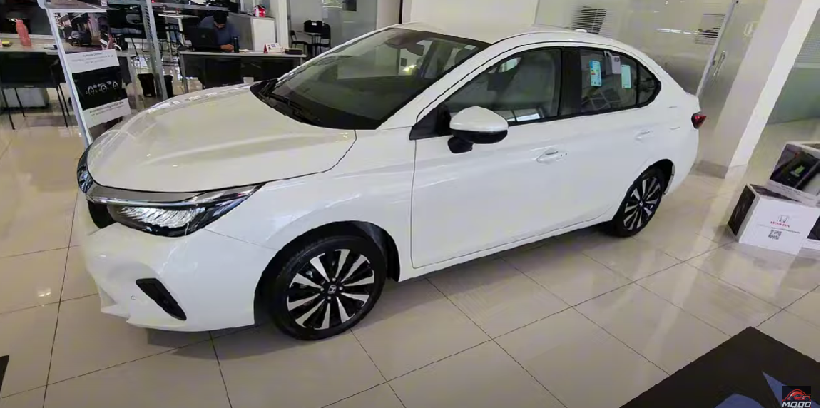 Honda City Touring 2025