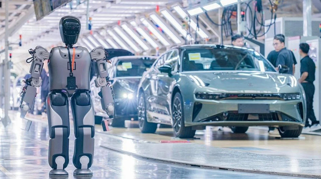 Mientras otros países aún debaten el futuro, China ya vive esta transformación. Su industria automotriz no solo ha crecido, sino que también se ha convertido en referencia global en innovación y exportación.
