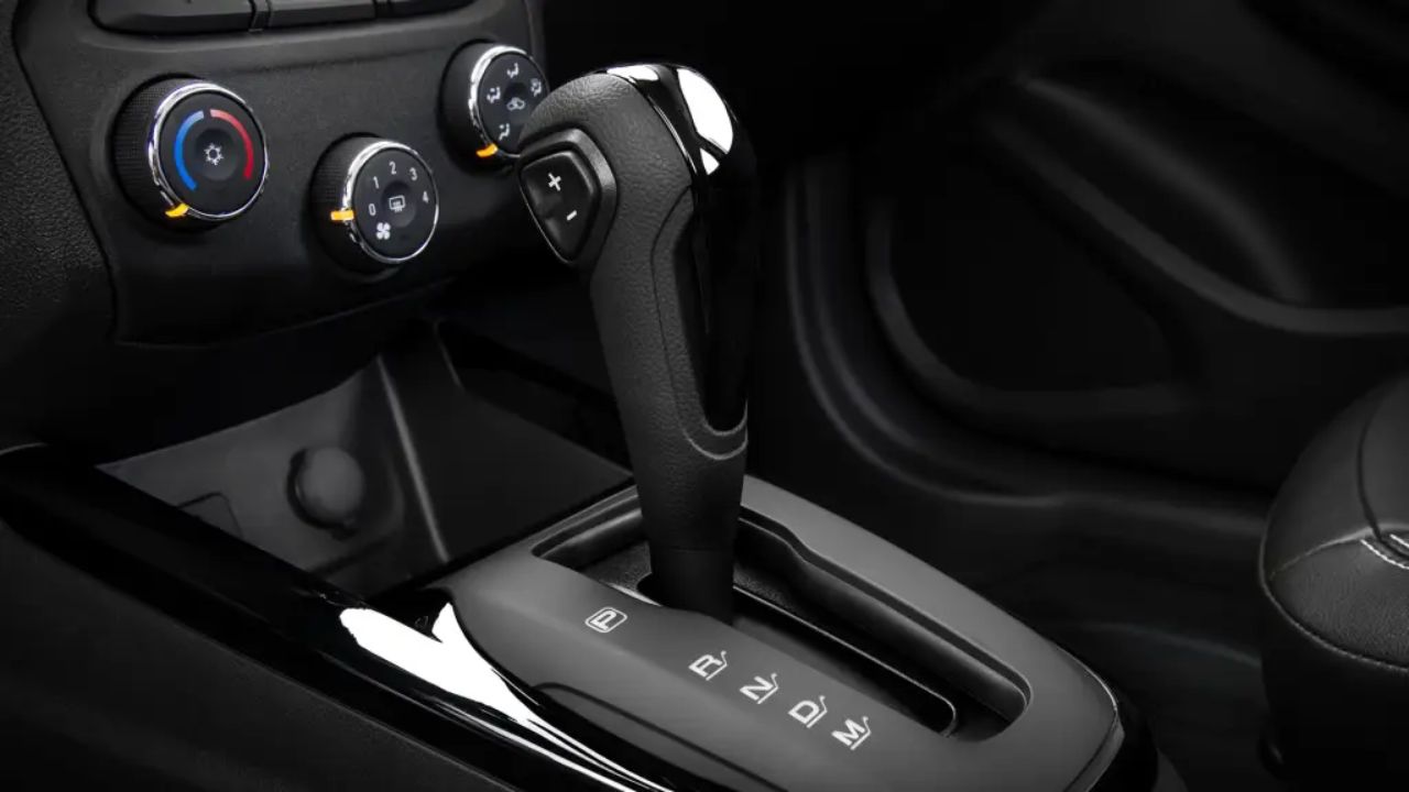 Cinco carros automáticos usados por menos de R$ 50.000 em 2025 que oferecem conforto, economia e excelente desempenho