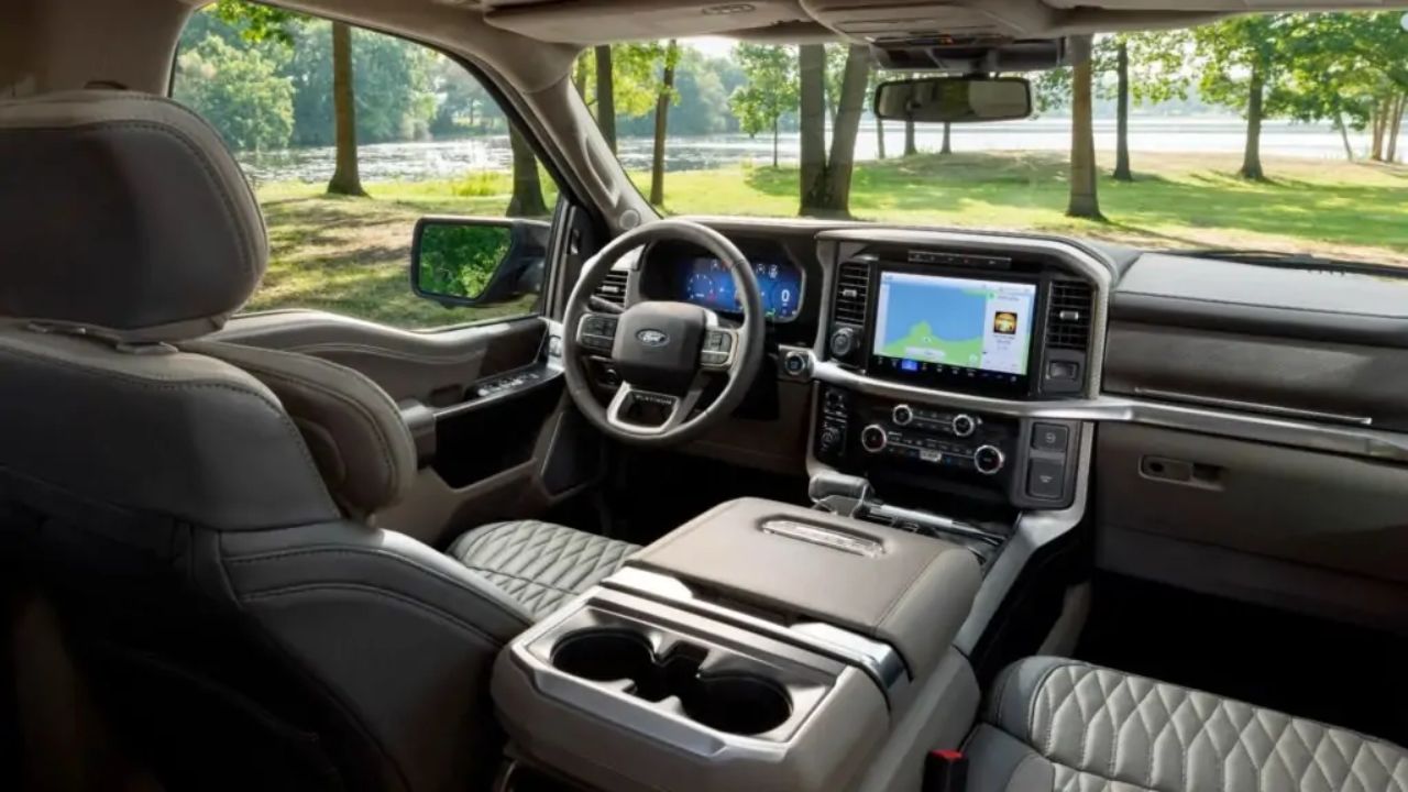 Ford F-150 Lariat 2025: O V8 mais potente e incrível do mercado? Descubra por que ela supera Silverado e Ram!