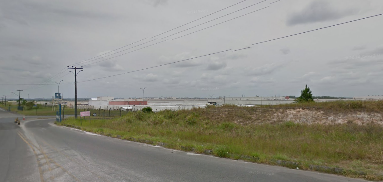 La minería de BYD está cerca de la fábrica en Bahía, lo que facilita el transporte del litio y reduce costos. Con esto, la empresa gana más control sobre la producción de baterías para sus vehículos eléctricos.