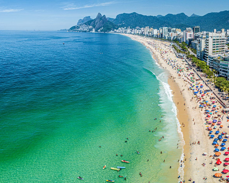 Las ciudades costeras son aquellas que están cerca del mar y dependen mucho de él para la economía y el turismo. Pero con el aumento del nivel del mar, muchas de estas ciudades corren el riesgo de desaparecer.