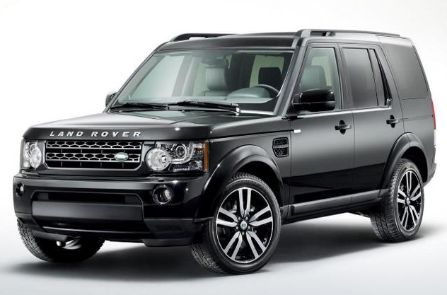 En el Land Rover Discovery 4, el cambio de la correa de distribución es aún peor: el espacio en el motor es tan reducido que la única solución es separar la carrocería del chasis. Además, después del cambio, también es necesario reprogramar los módulos electrónicos del coche!