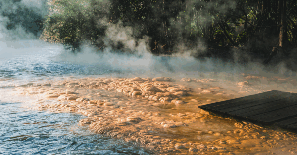 Descubra o rio da Amazônia que ferve! Suas águas chegam perto de 99°C e representam um dos fenômenos naturais mais raros do mundo