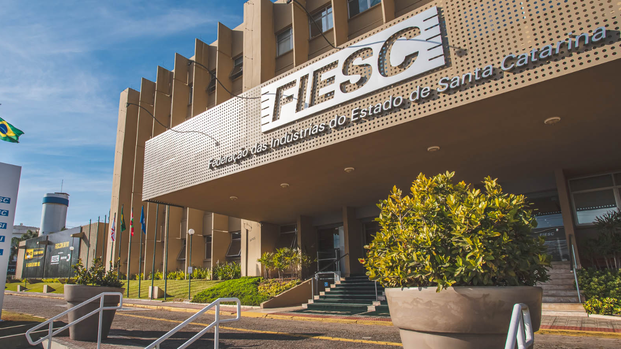 FIESC abre vaga de emprego para farmacêutico em Santa Catarina! Processo seletivo com salário atrativo e benefícios exclusivos