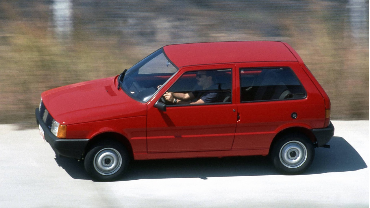 fiat - Uno mille - carro econômico - stellantis