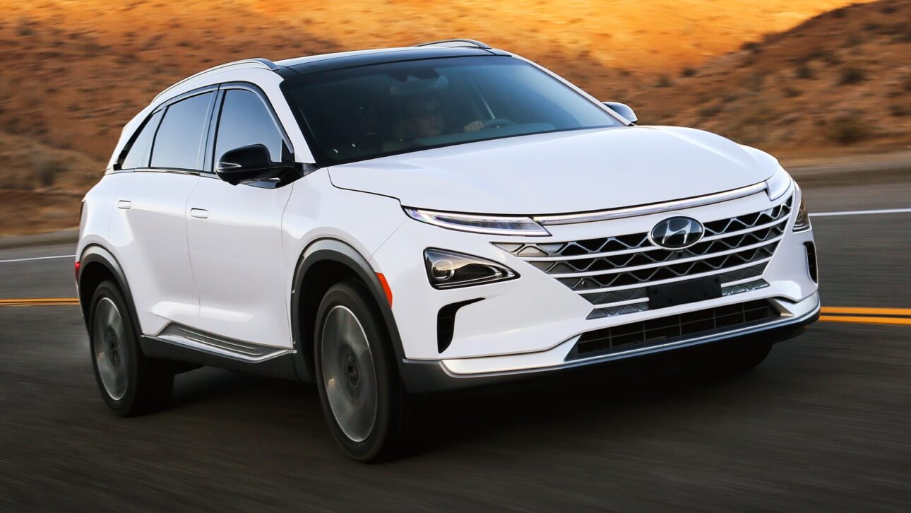 Hyundai Nexo Sorprende Al Mercado Automotriz! SUV De Hidrógeno Con Más De 600 Km De Autonomía No Solo Evita La Contaminación, Sino También Limpia El Aire Mientras Circula Por Las Calles