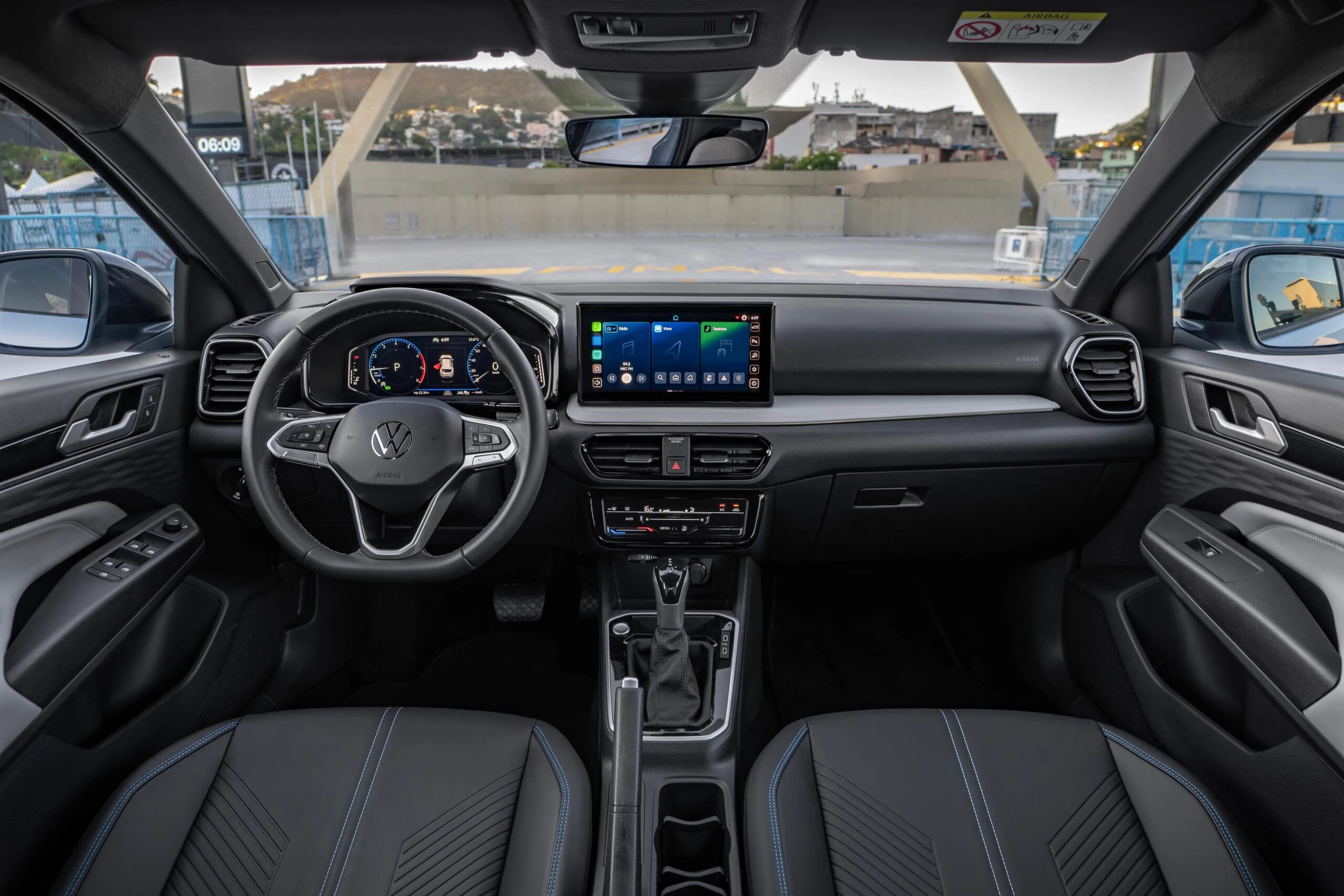 Na faixa dos R$ 100 mil Volkswagen lança SUV mais barato da marca no Brasil! VW Tera chega para conquistar mercado automotivo e repetir sucesso do Gol com consumo de 14 km/l na estrada