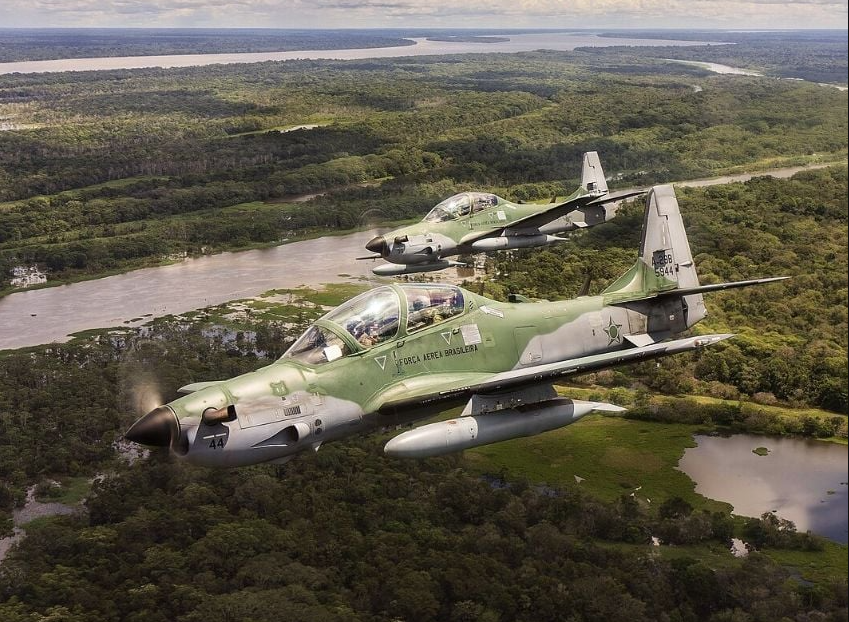 A diferencia de lo que parece, el país dejó en claro que no tiene interés en formar una nueva fuerza aérea para combate