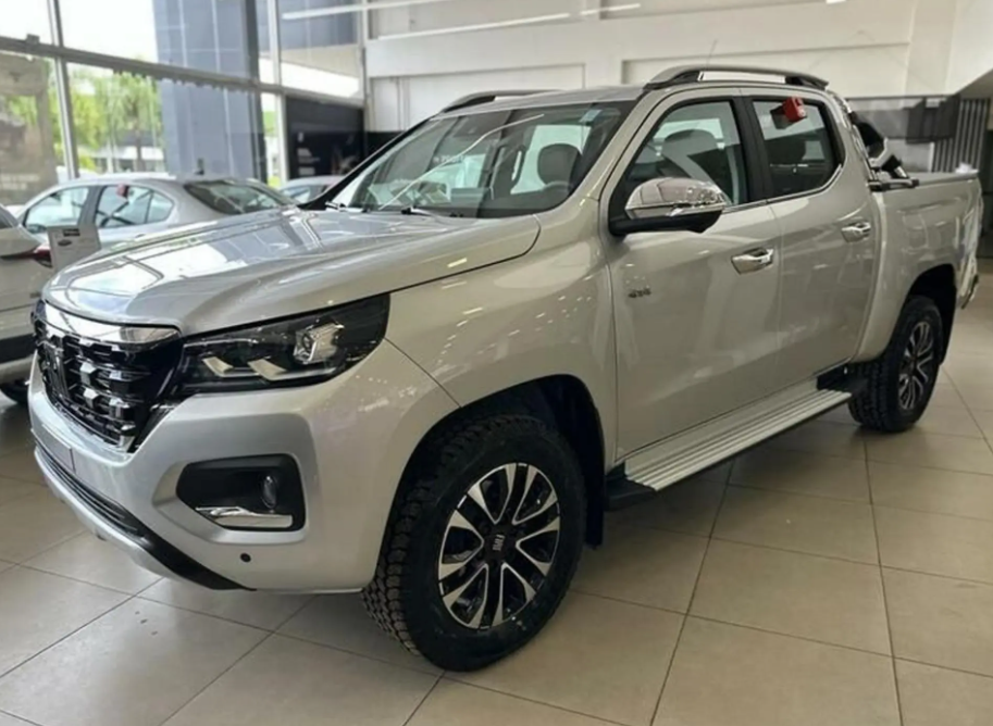 El precio de la Fiat Titano Ranch para el público general es de R$ 259.990,00. Para empresas y productores rurales, el valor cae a R$ 214.024,00, con un descuento de R$ 45.966,00.