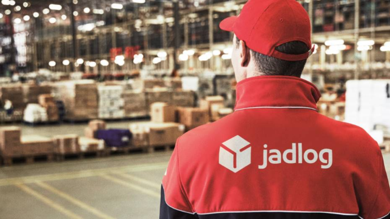 A JadLog oferece vagas de emprego para Assistente de Departamento Pessoal JR em Jaraguá/SP, com inscrições abertas até abril de 2026.