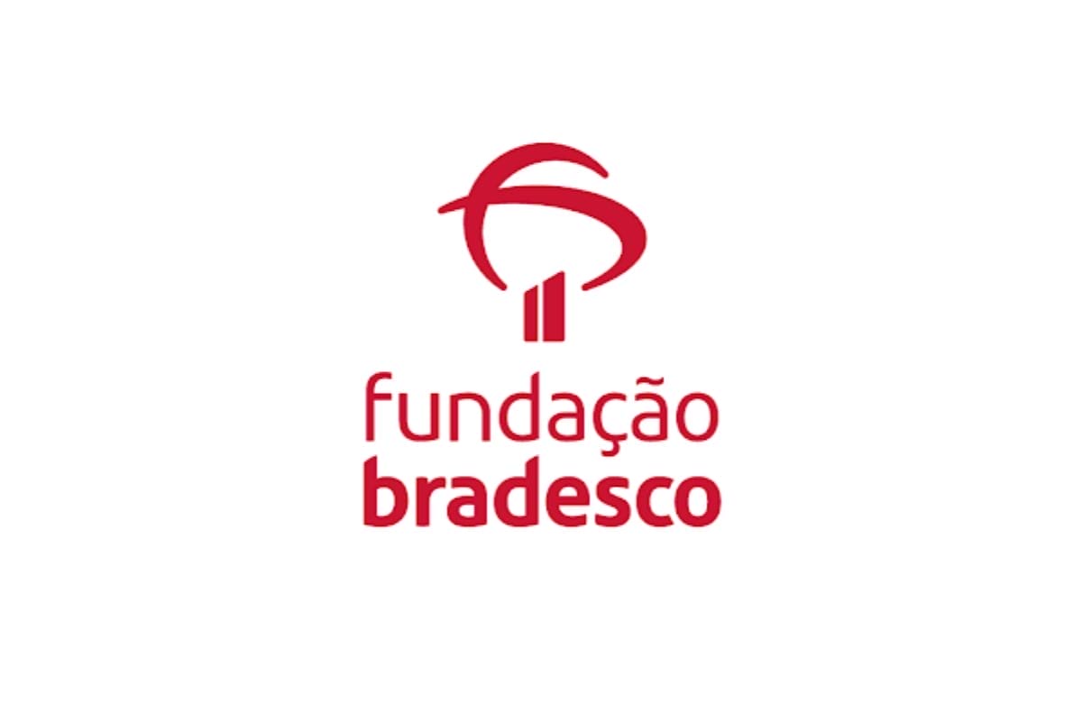 Fundação Bradesco oferece mais de 80 cursos online gratuitos com certificado. Plataforma aberta a todos, sem exigência de escolaridade, com temas como tecnologia, negócios e produtividade.