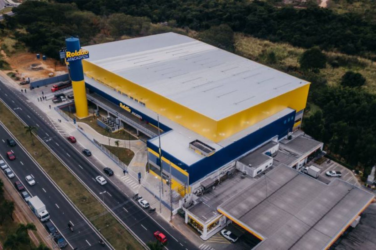 Roldão Atacadista abre 225 vagas CLT em SP. Oportunidades para diversas áreas, com benefícios, plano de carreira e seleção online pelo Gupy