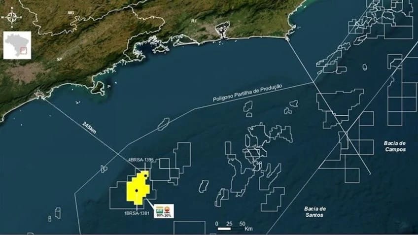 El pozo 4-BRSA-1395-SPS está situado a 245 km de la ciudad de Santos (SP), a una profundidad de agua de 1.759 metros Bacia de santos donde ocurre la principal exploración petrolera de Brasil.