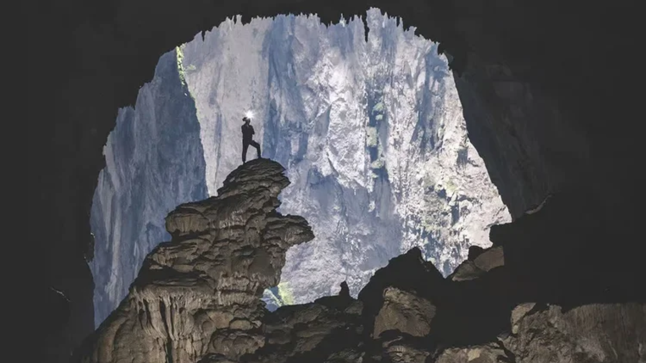 Estalagmitas "Mano de Perro"