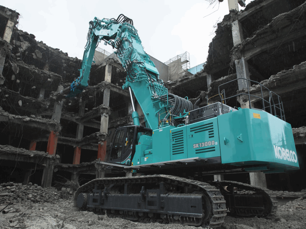 La excavadora para demolición que demole edificios de 21 pisos directamente desde el suelo