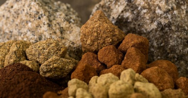 Descoberto depósito de terras raras considerado o terceiro maior do mundo — e ele pode mudar a geopolítica dos minerais estratégicos