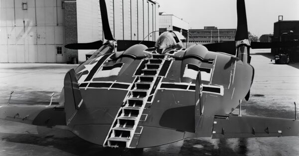 O avião da Marinha dos EUA que parecia um disco voador: conheça a história do Flying Flapjack, o protótipo que quase mudou a aviação naval