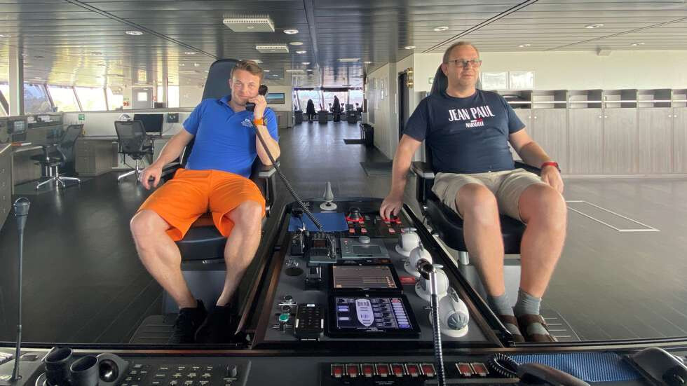 Island Victory confirmado el remolcador más fuerte del mundo! ⚓ Con 477t de tracción, mueve las mayores plataformas. 