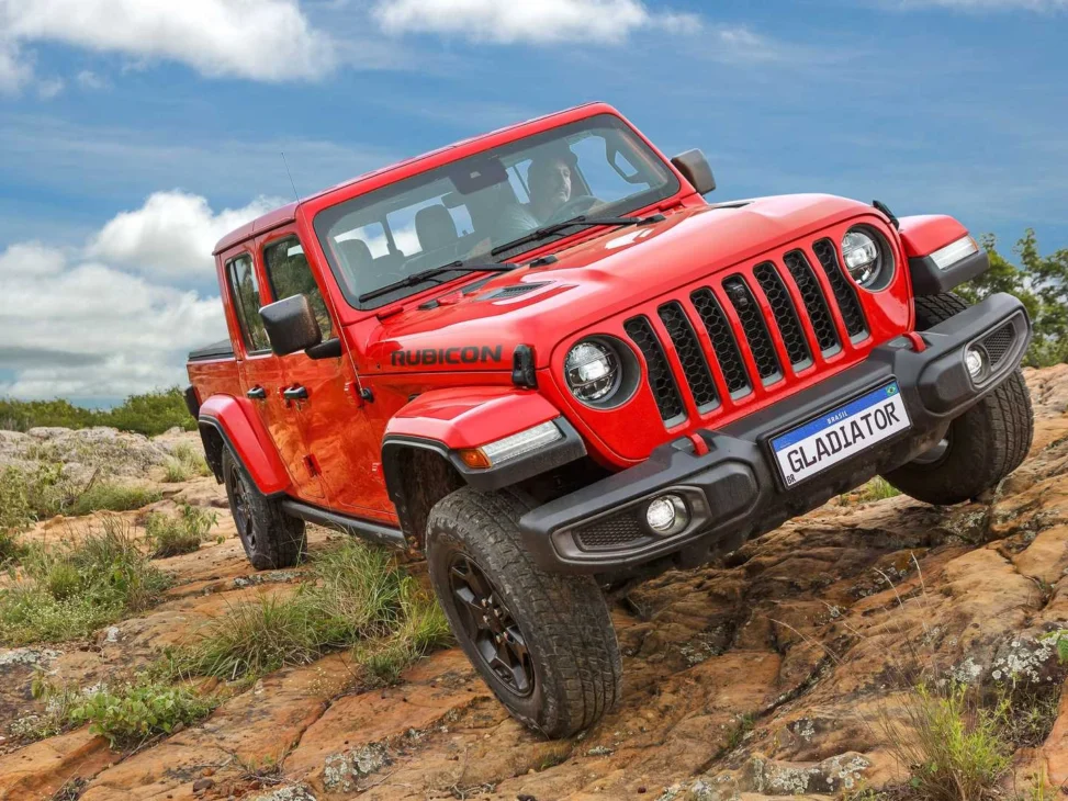 Las 5 pickups que cayeron en la tabla FIPE y continúan 'derritiéndose' en valor y muchos propietarios solo descubren el tamaño de la pérdida en la reventa