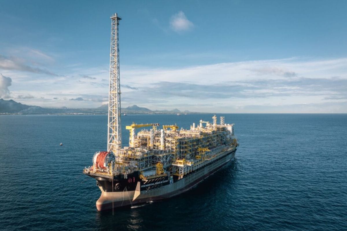 Navio-plataforma Marechal Duque de Caxias atinge pico de 180mil bpd no pré-sal! Veja o ramp-up recorde em Mero e a futura tecnologia HISEP. Saiba mais!