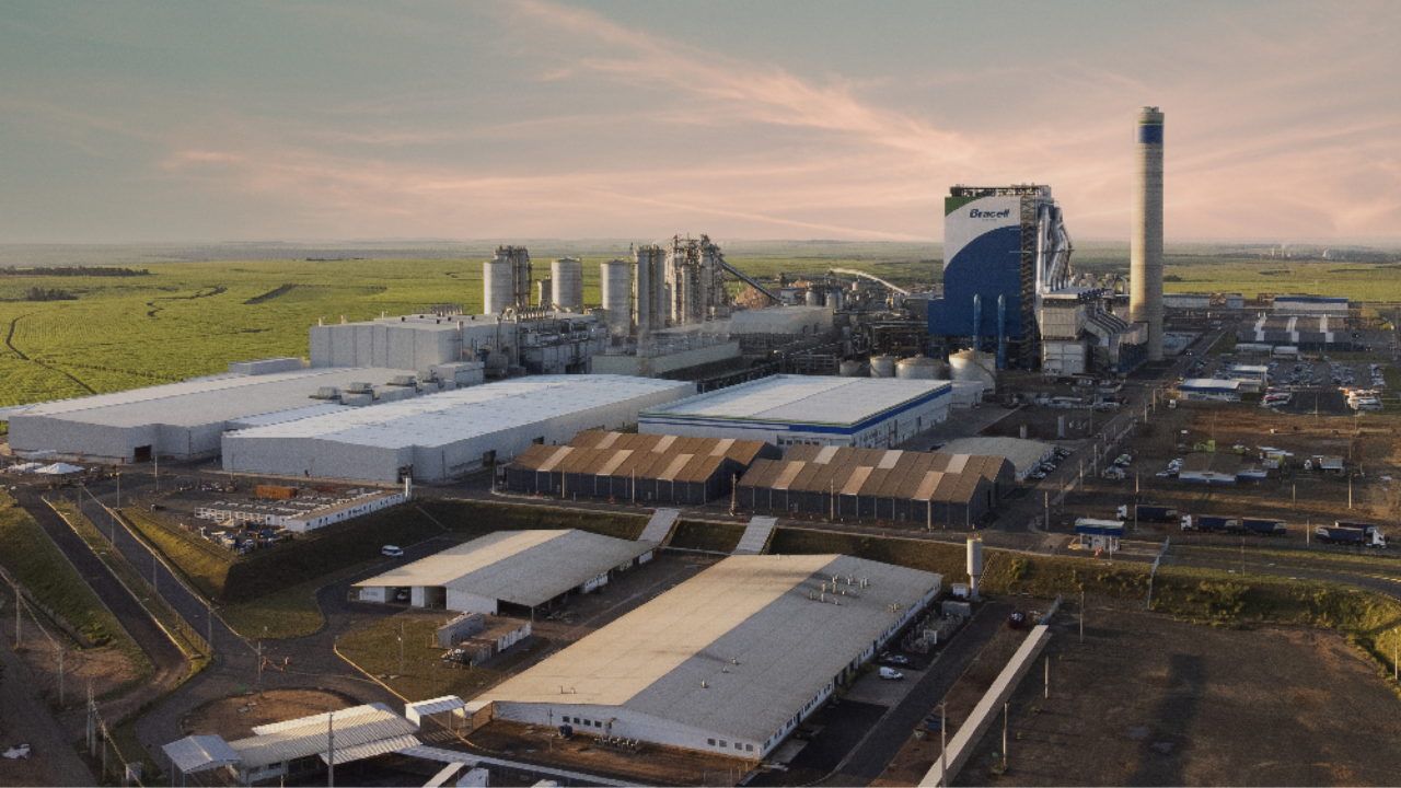 Com investimento de R$ 21 milhões, maior painel solar instalado em Lençóis Paulista, abastecendo 20% da demanda da unidade da Bracell Papéis