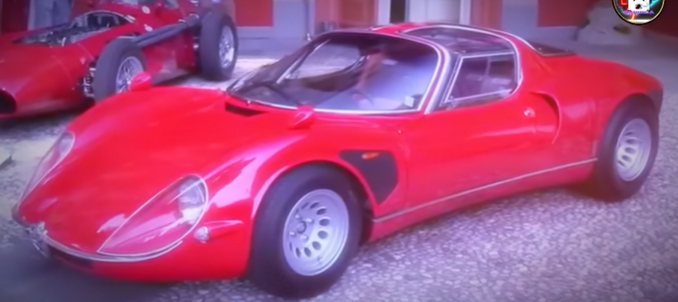 La perfección en forma de coche, donde arte y velocidad se unen en una belleza casi divina. Foto: Canal Motor Mente Curiosa