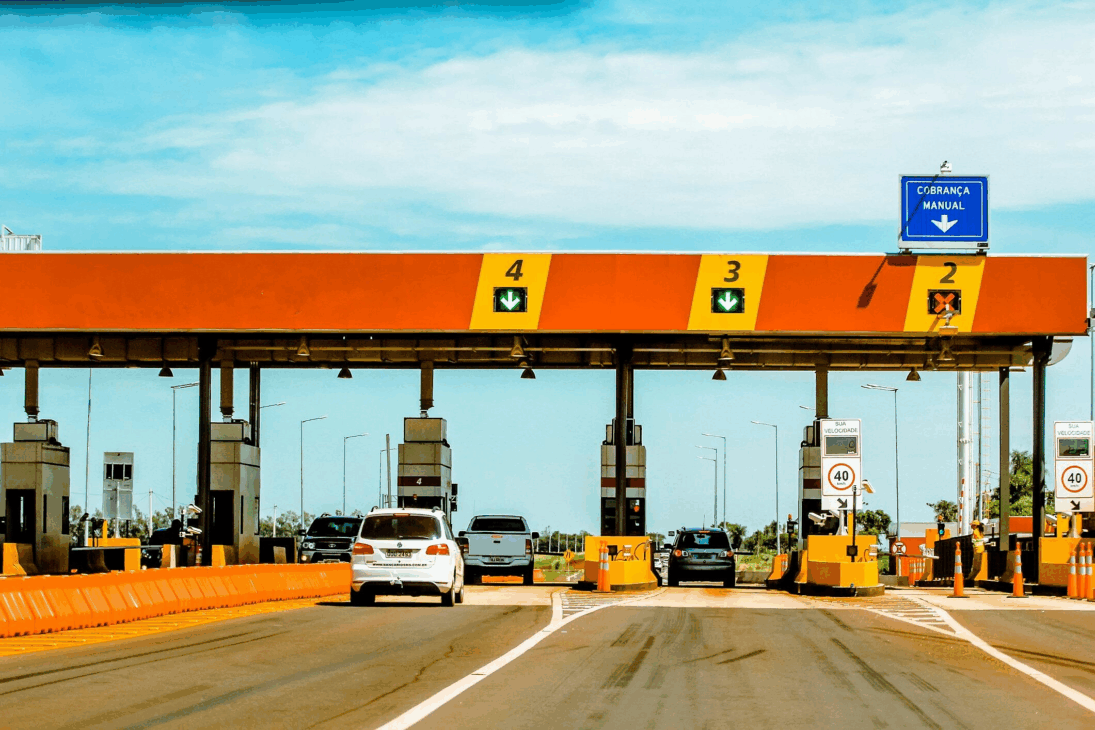 Peajes de las BR-324 y BR-116 pueden aumentar hasta 6 veces, impactando fletes y precios. Conoce los detalles y lo que está previsto para las carreteras.