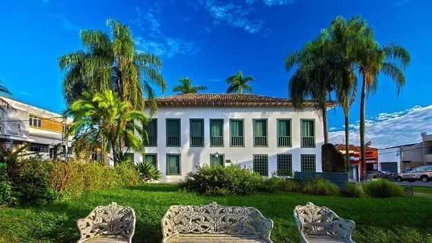 Atibaia, en el interior de SP, supera a Canadá en seguridad y calidad de vida, mostrando un nuevo estándar para ciudades brasileñas.