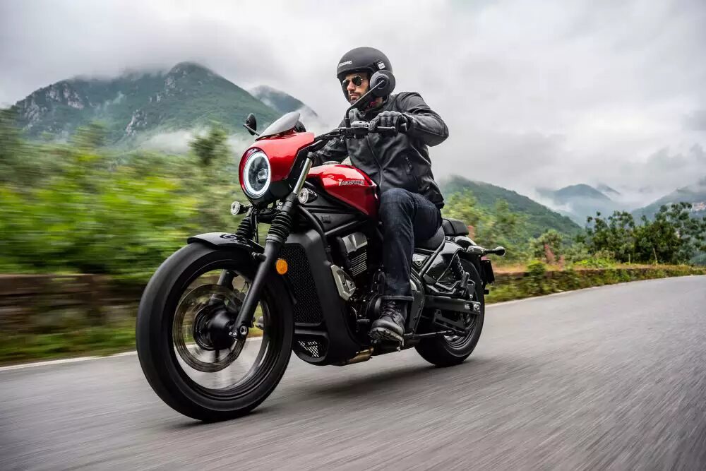 La Moto Morini llega a Brasil con nuevos modelos y producción nacional, prometiendo agitar el mercado de motocicletas con estilo y performance.