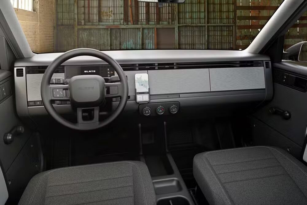 Jeff Bezos apuesta en Slate Auto y lanza picape eléctrica accesible. Descubre todo sobre el modelo revolucionario y el impacto en el mercado automotriz.